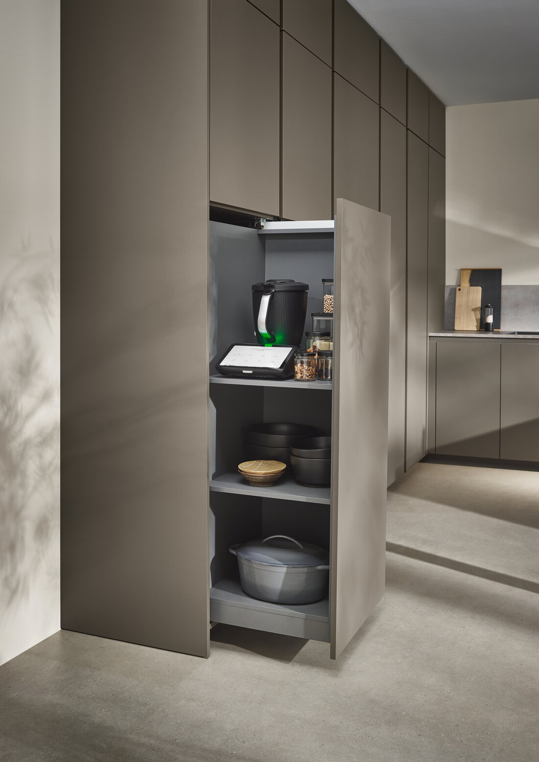 peka Forte_vysoká skriňa